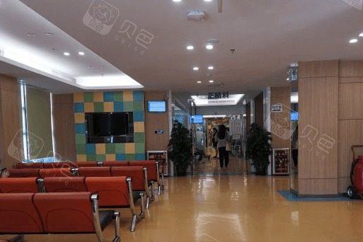 广州牙齿种植三甲公立医院排行公布，广州牙齿种植三甲
