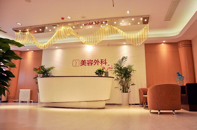 石家庄丰唇哪里可以做？