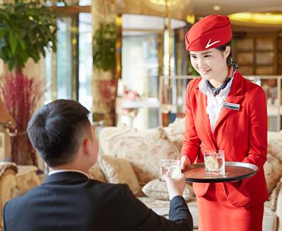 眼部整形选择埋线还是全切，杭州维多利亚医疗美容医院