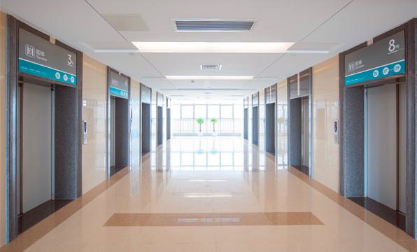 深圳南方医科大学深圳医院牙齿矫正多少钱？专业医生团