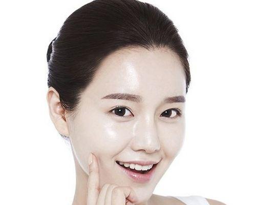 上海哪家医院改善发际线高效果好？2025年口碑医院