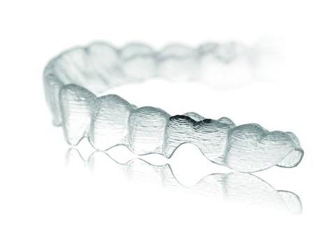 隐形矫正蜕变记：乐山博恩口腔专业正畸全流程实录