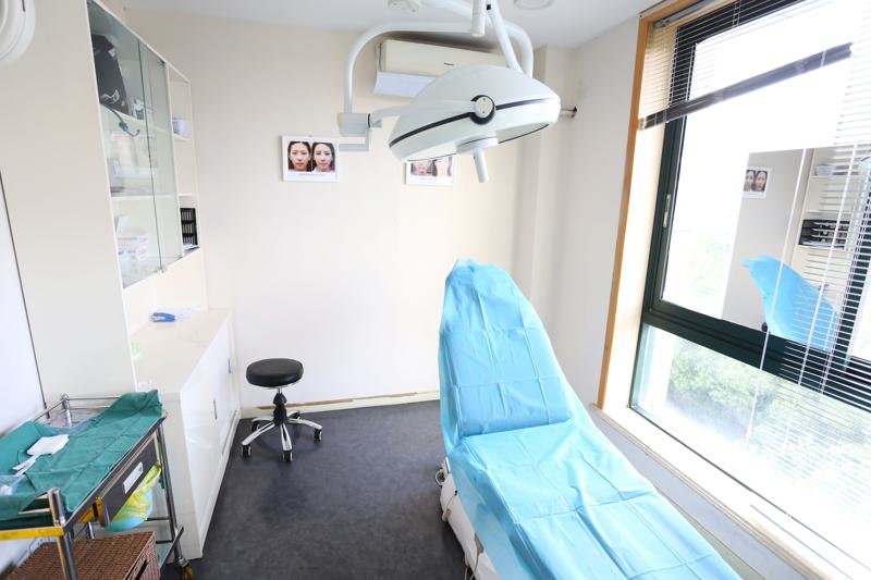 上海华美刘学新与王德虎医生做发际线种植哪个好？植发