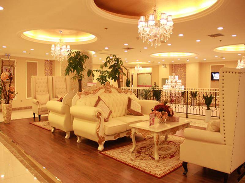 对抗皮肤松弛全攻略丨日常保养技巧丨专业医美方案丨南