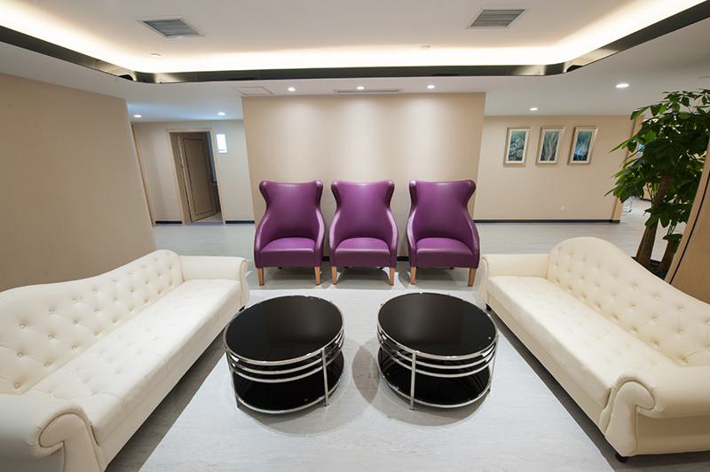 武汉皮肤美容整形医院排名，专业医师团队与真实术后效