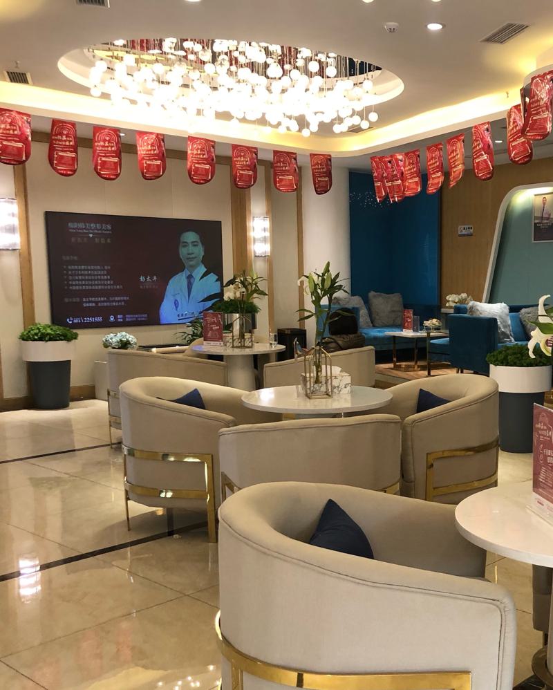 绵阳韩美医疗美容门诊部内眼角修复多少钱？专家团队介