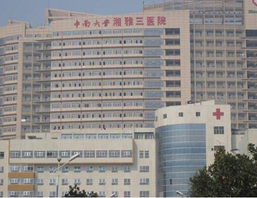 蒋玲植发医生技术怎么样？经验丰富，提供多种脱发解决