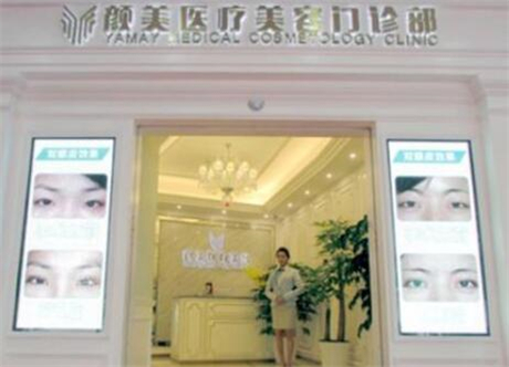 李信锋医生隆鼻技术评价如何？了解他在鼻部整形方面的